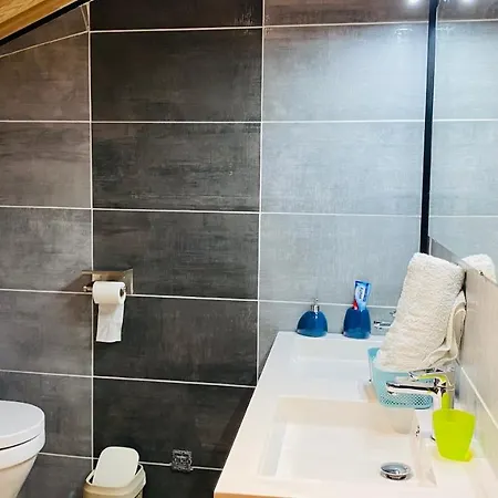 Cros Climatise 홈스테이 카스트르